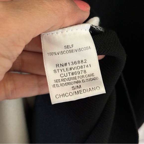 Black and white color block long sleeve sweater dress Size S/M - Picture 4 of 8